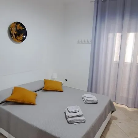 Paradiso Sul Mare Apartment *