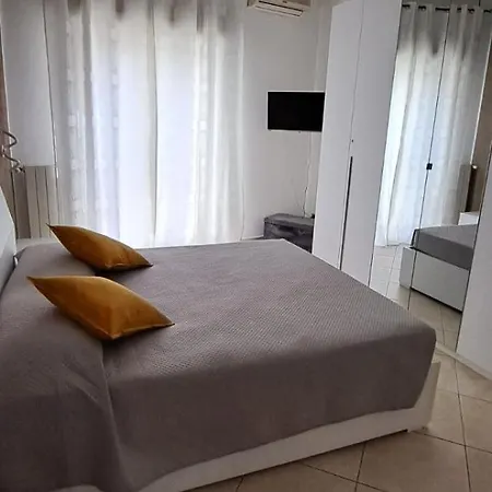 Paradiso Sul Mare Apartment *